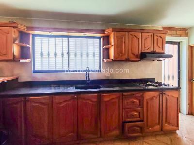 Casa de 5 alcobas en venta en San Joaquin, Rionegro, 430 m² · foto 10 de 20