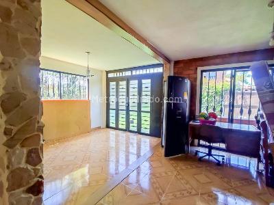 Casa de 5 alcobas en venta en San Joaquin, Rionegro, 430 m² · foto 4 de 20