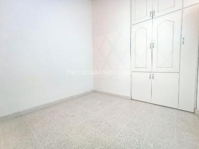 Apartamento de 3 alcobas en venta en San Antonio, Rionegro, 67 m² · foto 10 de 17