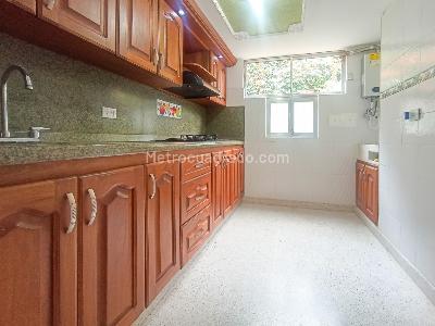 Apartamento de 3 alcobas en venta en San Antonio, Rionegro, 67 m² · foto 4 de 17