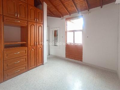 Apartamento de 3 alcobas en venta en San Antonio, Rionegro, 67 m² · foto 5 de 17