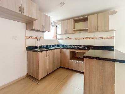 Casa de 4 alcobas en venta en La Inmaculada, Rionegro, 80 m² · foto 2 de 15