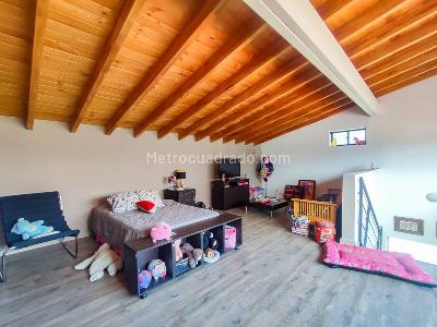 Casa de 3 alcobas en venta en Barro Blanco, Rionegro, 233 m² · foto 10 de 20