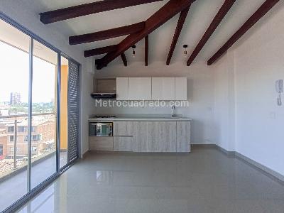 Apartamento de 2 alcobas en venta en Centro, Rionegro, 57 m² · foto 2 de 13