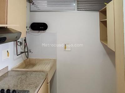 Apartamento de 2 alcobas en venta en San Antonio, Rionegro, 74 m² · foto 4 de 11