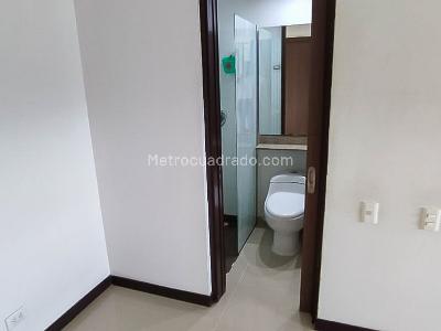 Apartamento de 2 alcobas en venta en San Antonio, Rionegro, 74 m² · foto 9 de 11