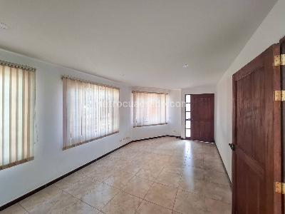 Casa de 5 alcobas en venta en San Antonio, Rionegro, 183 m² · foto 2 de 20