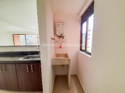Apartamento de 3 alcobas en venta en Vereda San Jose, Sabaneta, 76 m² · foto 10 de 13