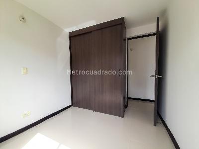 Apartamento de 3 alcobas en venta en Vereda San Jose, Sabaneta, 76 m² · foto 7 de 13