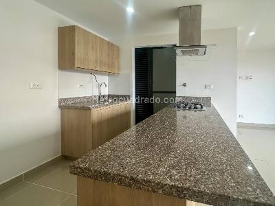 Apartamento de 1 alcoba en venta en San Antonio, Rionegro, 53 m² · foto 2 de 17