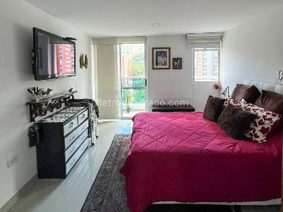 Apartamento de 4 alcobas en venta en Prados De Sabaneta, Sabaneta, 168 m² · foto 6 de 15