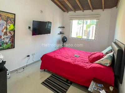 Apartamento de 4 alcobas en venta en Prados De Sabaneta, Sabaneta, 168 m² · foto 7 de 15