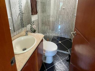 Apartamento de 4 alcobas en venta en Prados De Sabaneta, Sabaneta, 168 m² · foto 8 de 15
