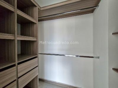 Apartamento de 3 alcobas en venta en Vereda San Jose, Sabaneta, 97 m² · foto 10 de 17