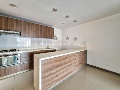 Apartamento de 3 alcobas en venta en Vereda San Jose, Sabaneta, 97 m² · foto 2 de 17