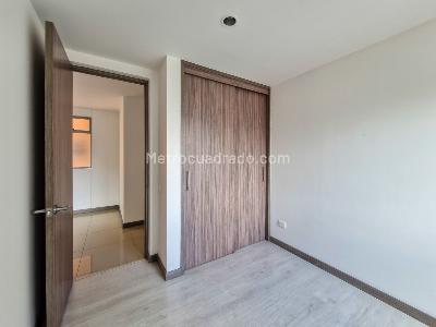 Apartamento de 3 alcobas en venta en Vereda San Jose, Sabaneta, 97 m² · foto 8 de 17