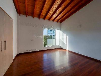 Casa de 4 alcobas en venta en Llano Grande, Rionegro, 1550 m² · foto 12 de 20