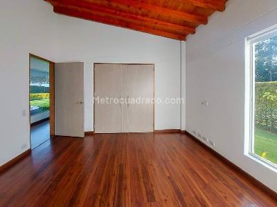 Casa de 4 alcobas en venta en Llano Grande, Rionegro, 1550 m² · foto 14 de 20