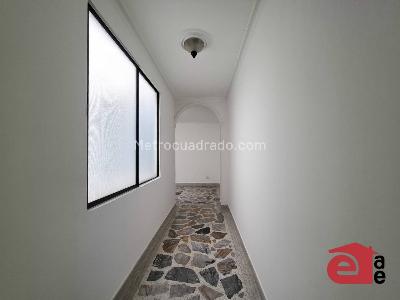 Apartamento en venta en Laureles, Medellín · foto 3 de 19