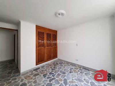 Apartamento en venta en Laureles, Medellín · foto 9 de 19