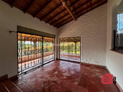 Casa en arriendo en Las Palmas, Medellín · foto 2 de 20