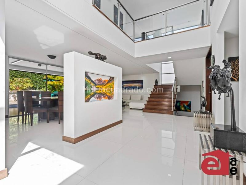 Casa en Arriendo, San Lucas, Medellín - Widok 2