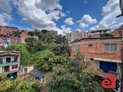 Apartamento de 3 alcobas en venta en Las Orquideas, Envigado, 107 m² · foto 12 de 13