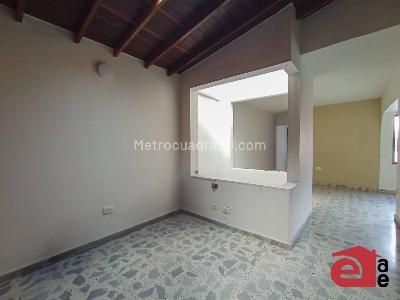 Casa de 3 alcobas en venta en El Trianon, Envigado, 132 m² · foto 3 de 20