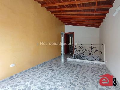 Casa de 3 alcobas en venta en El Trianon, Envigado, 132 m² · foto 6 de 20