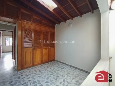 Casa de 3 alcobas en venta en El Trianon, Envigado, 132 m² · foto 10 de 20