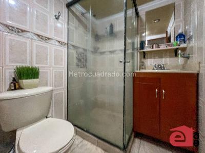 Apartamento de 3 alcobas en venta en El Dorado, Envigado, 70 m² · foto 10 de 12