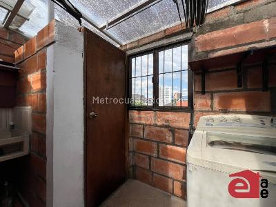 Apartamento de 3 alcobas en venta en El Dorado, Envigado, 70 m² · foto 11 de 12