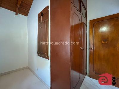 Apartamento de 3 alcobas en venta en El Dorado, Envigado, 70 m² · foto 6 de 12