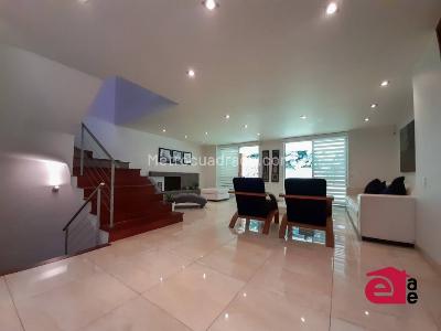 Casa de 3 alcobas en arriendo en Loma El Atravesado, Envigado, 315 m² · foto 3 de 18