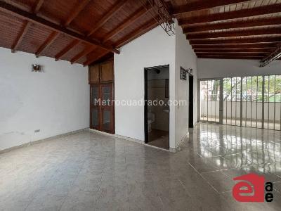 Casa en venta en La Magnolia, Envigado · foto 2 de 14
