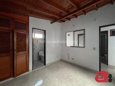 Casa en venta en La Magnolia, Envigado · foto 4 de 14