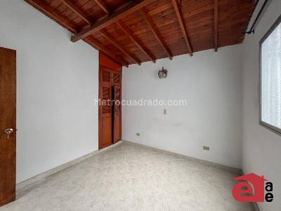 Casa en venta en La Magnolia, Envigado · foto 7 de 14