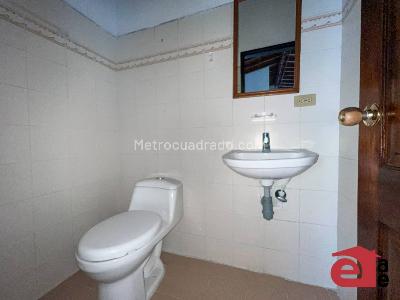 Casa en venta en La Magnolia, Envigado · foto 10 de 14