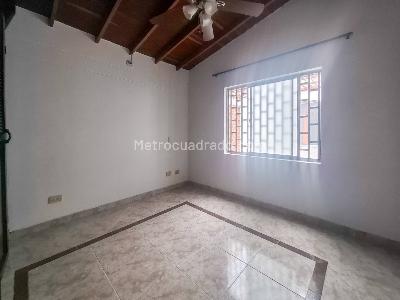 Apartamento en venta en Centro, Itagüí · foto 4 de 10