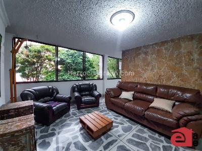 Apartamento en venta en El Portal, Envigado · foto 2 de 10