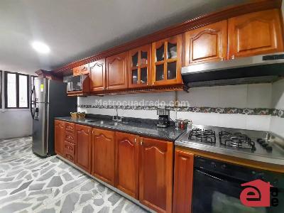 Apartamento en venta en El Portal, Envigado · foto 3 de 10