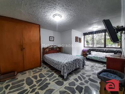 Apartamento en venta en El Portal, Envigado · foto 4 de 10