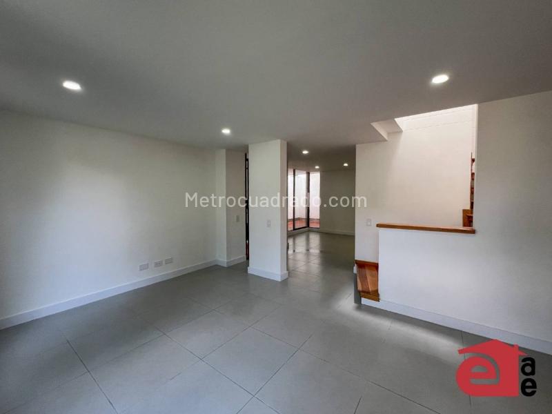 Casa en Arriendo, Loma De Las Brujas, Envigado - Más