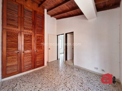 Apartamento de 2 alcobas en venta en Entreamigos, Sabaneta, 79 m² · foto 5 de 10