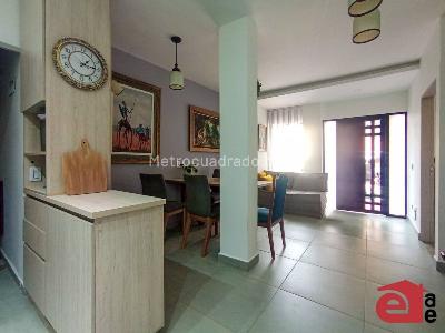 Casa en venta en El Trianon, Envigado · foto 3 de 18