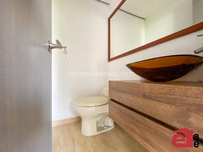 Apartamento en arriendo en Poblado, Medellín · foto 10 de 18