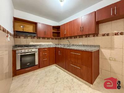 Casa de 3 alcobas en venta en El Dorado, Envigado, 114 m² · foto 9 de 12