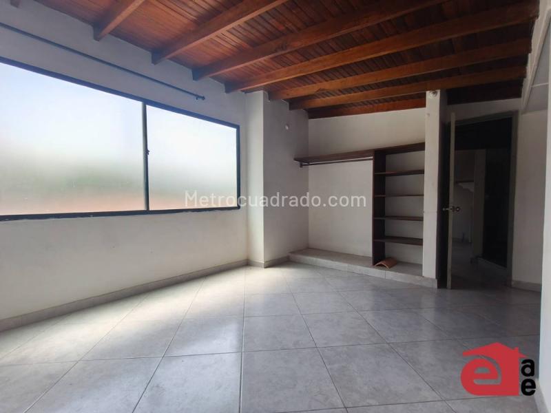 Casa en Arriendo, Santa Lucia, Medellín – další