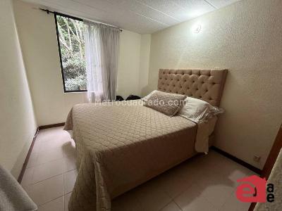 Apartamento de 3 alcobas en venta en El Dorado, Envigado, 75 m² · foto 6 de 11