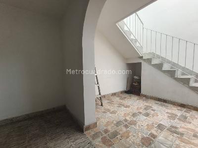 Casa de 5 alcobas en venta en Boston, Medellín, 250 m² · foto 15 de 16